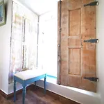 Vida A Portuguesa, Charming 