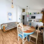 Vida A Portuguesa, Charming 