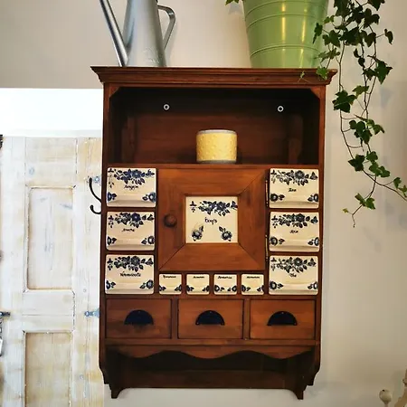 Vida A Portuguesa, Charming 