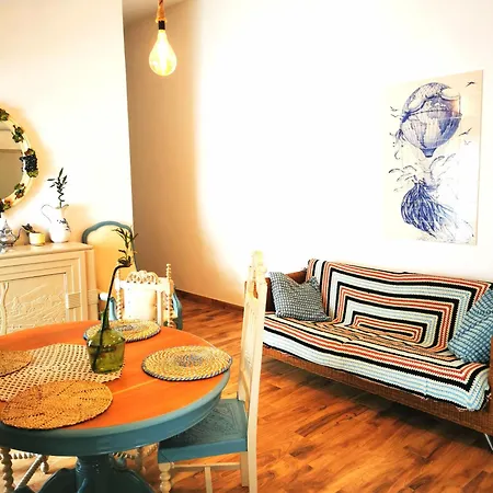 Apartment 'algarve', Charming Portuguese Style In The Historical Centre, 'vida A Portuguesa' *