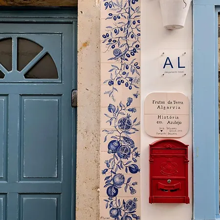 'algarve', Charming Portuguese Style In The Historical Centre, 'vida A Portuguesa' Apartment *