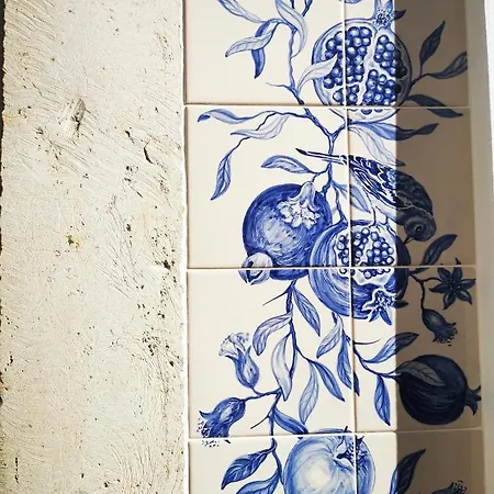 Vida A Portuguesa, Charming 